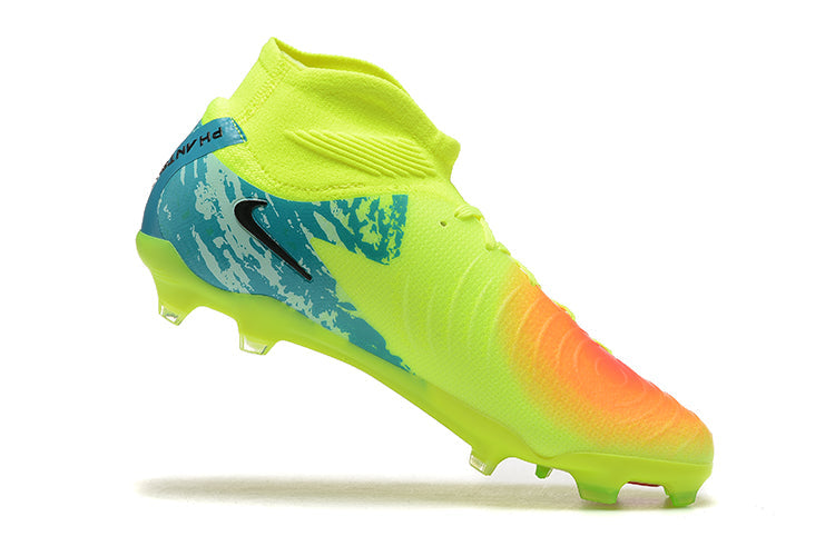 Nike Phantom Luna 2 Elite Turf Football Boots + Exclusive Gifts