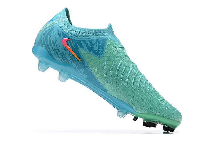 Nike Phantom Luna 2 Elite Football Boots + Exclusive Gifts