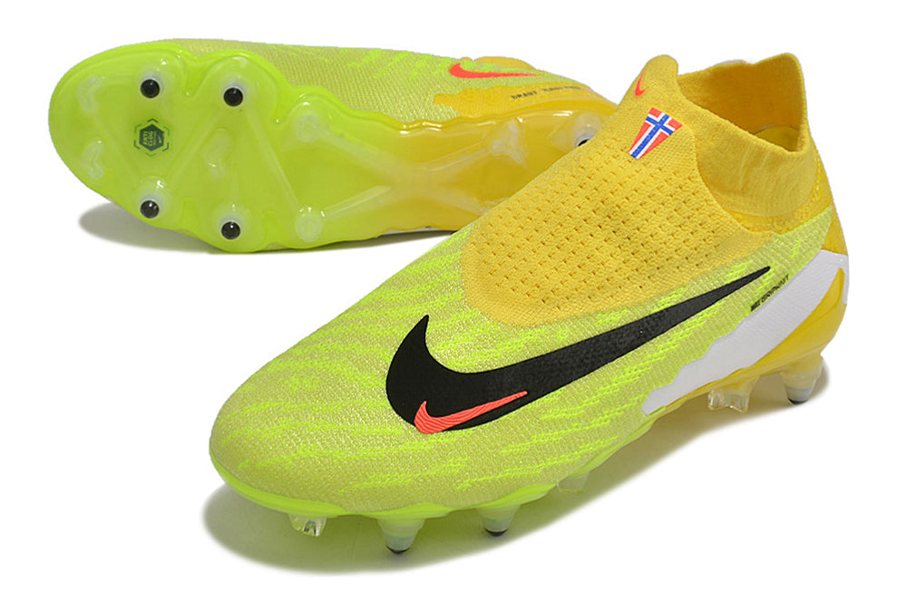 Nike Phantom GX DF SG Football Boots - Elite Fixed Studs + Exclusive Gifts