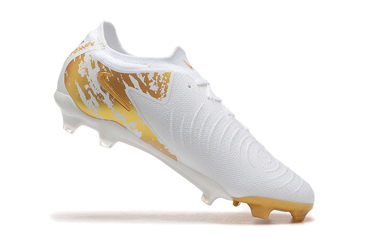 Nike Phantom Luna 2 Elite Turf Football Boots + Exclusive Gifts