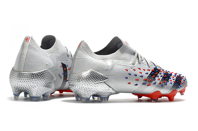 Adidas Predator Freak+ FG Soccer Cleats – Low Top – Gray