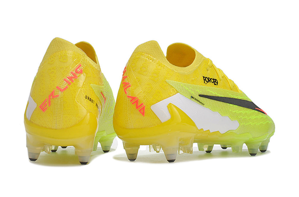 Nike Phantom GX DF SG Football Boots - Elite Fixed Studs + Exclusive Gifts