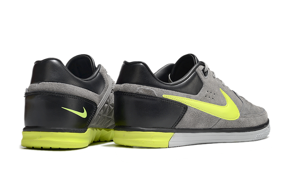 Nike 5 Gato Street IC Elite Futsal Shoes + Exclusive Gifts