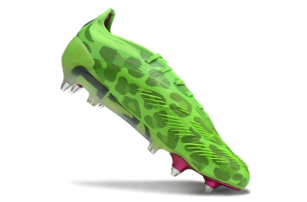Adidas Predator 24 SG Elite Field Boots + Exclusive Gifts