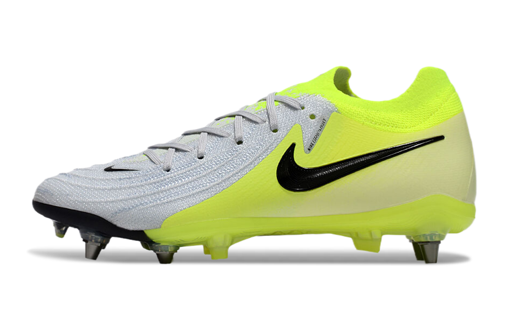 Nike Phantom Luna 2 SG Elite Football Boots + Exclusive Gifts