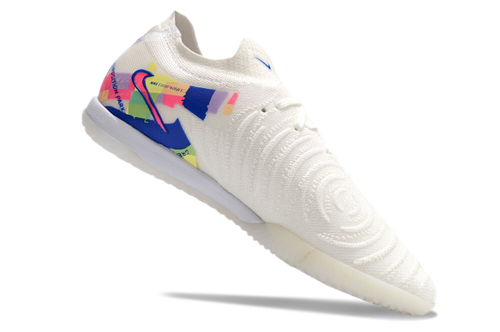Nike Phantom Luna 2 IC Elite Futsal Shoes + Exclusive Gifts