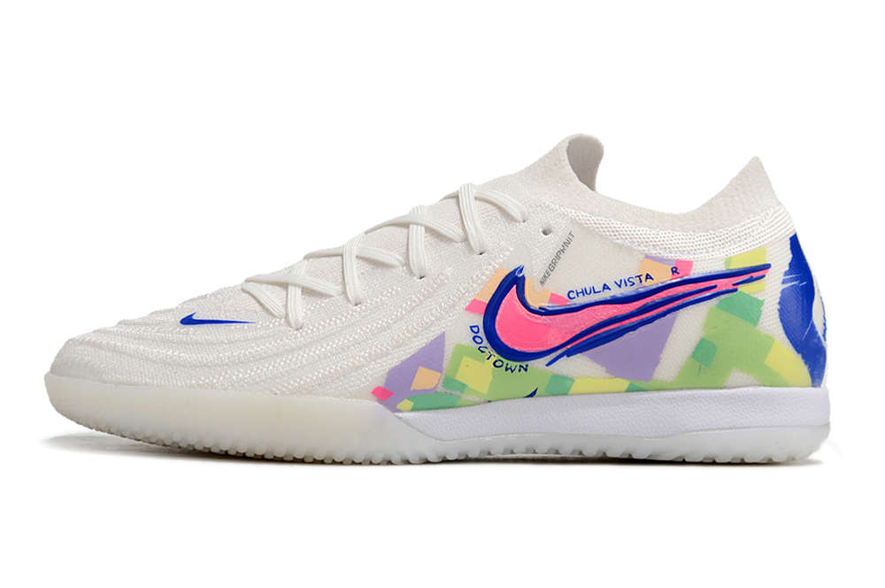 Nike Phantom Luna 2 IC Elite Futsal Shoes + Exclusive Gifts