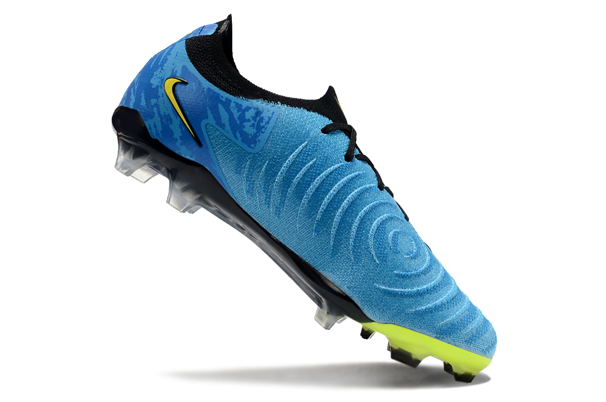 Nike Phantom Luna 2 Elite Turf Football Boots + Exclusive Gifts