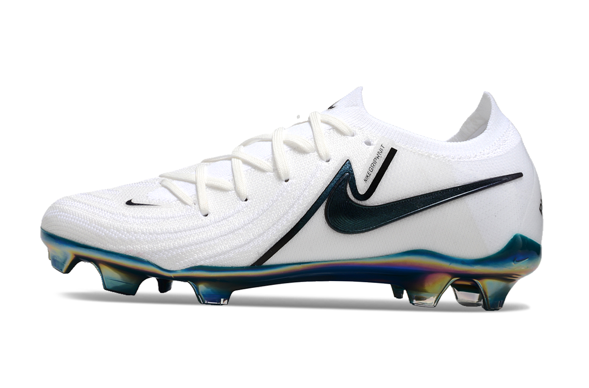 Nike Phantom Luna 2 Elite Turf Football Boots + Exclusive Gifts