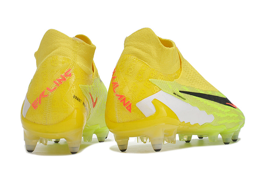 Nike Phantom GX DF SG Football Boots - Elite Fixed Studs + Exclusive Gifts
