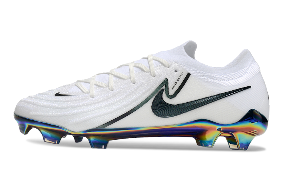 Nike Phantom Luna 2 Elite Turf Football Boots + Exclusive Gifts