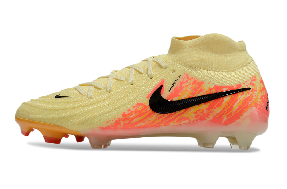 Nike Phantom Luna 2 Elite Turf Football Boots + Exclusive Gifts