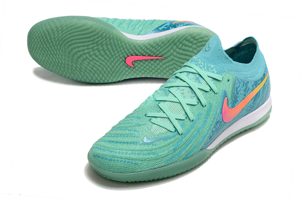 Nike Phantom Luna 2 IC Elite Futsal Shoes + Exclusive Gifts