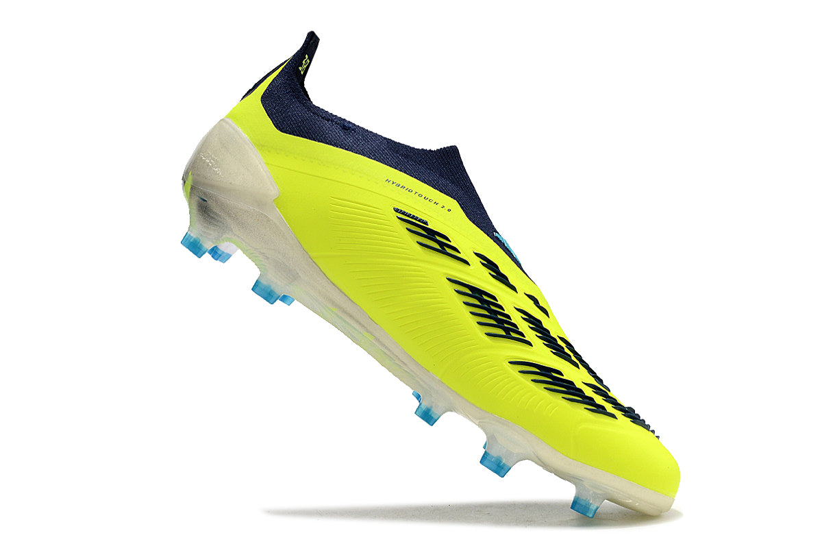 Adidas Predator + 24 Elite Field Boots + Exclusive Gifts