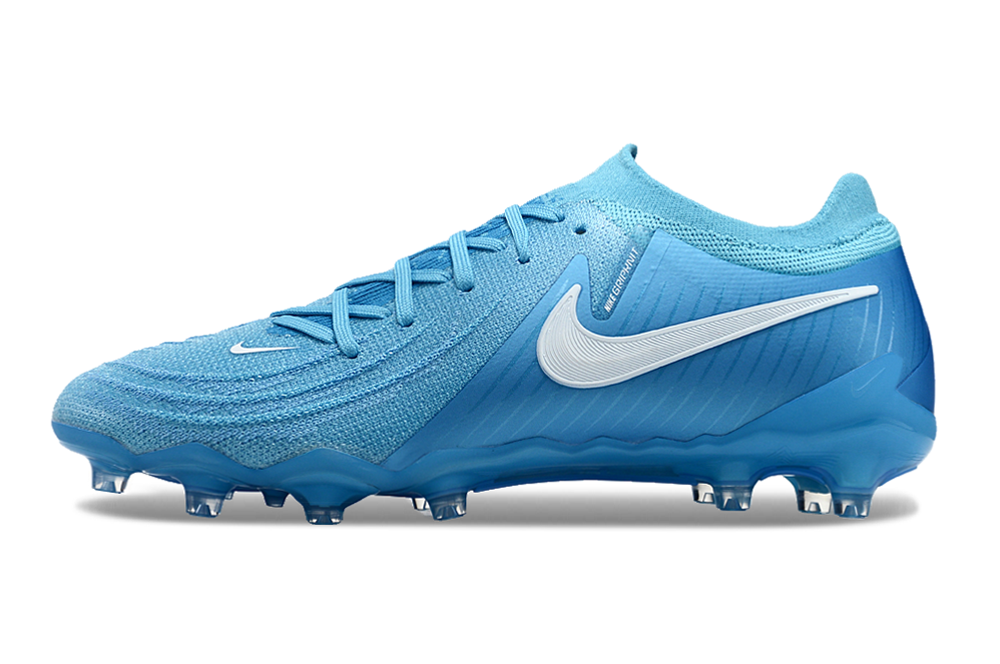 Nike Phantom Luna 2 AG Elite Football Boots + Exclusive Gifts