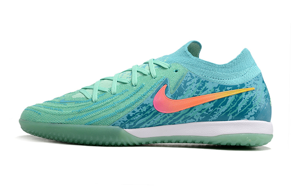 Nike Phantom Luna 2 IC Elite Futsal Shoes + Exclusive Gifts