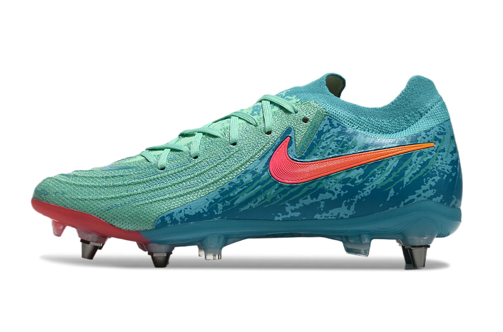 Nike Phantom Luna 2 SG Elite Football Boots + Exclusive Gifts