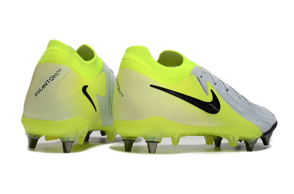 Nike Phantom Luna 2 SG Elite Football Boots + Exclusive Gifts